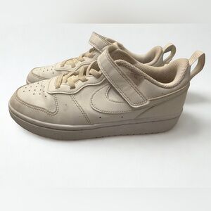Nike Court Borough Low Recraft Big Kids Size 2 White Adjustable Strap